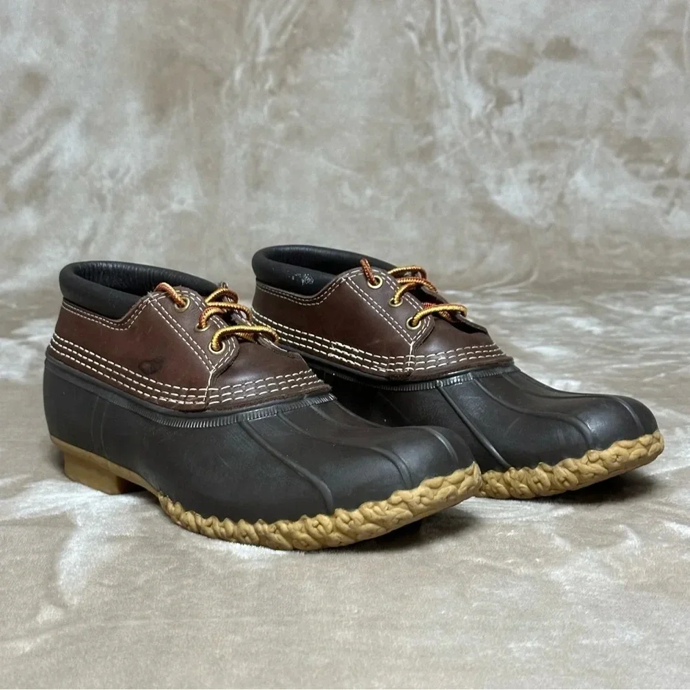 L.L. Bean Waterproof, Mud proof Gum sole Lace Up Bean Boots Shoes Size 10 N